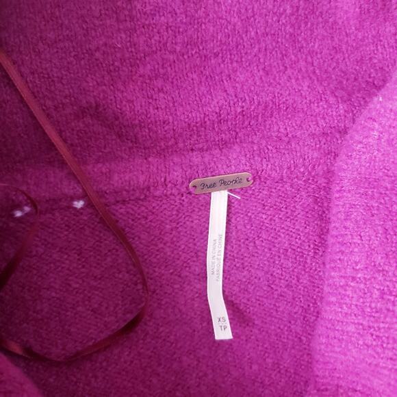 Free People Echo Beach Cowl Neck Sweater Fuchsia Wool Blend Off Shoulder XS - Picture 6 of 14